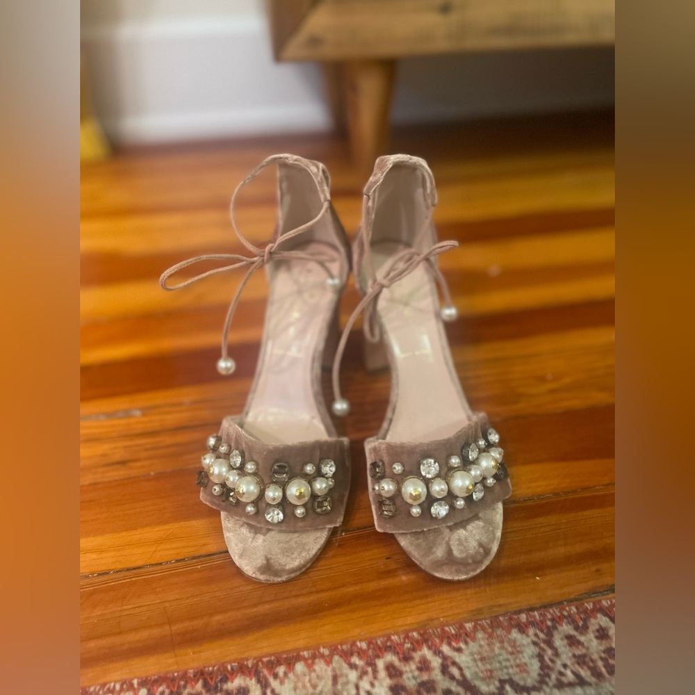 Kate Spade ankle tie heels. Velvet. Size 7.